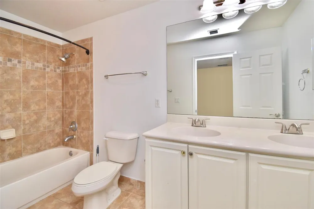 8982 Chambers Street Tamarac, FL 33321