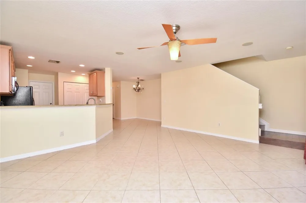 8982 Chambers Street Tamarac, FL 33321