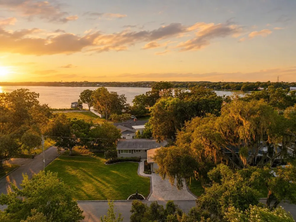 2434 TRACE AVE Belle Isle, FL 32809