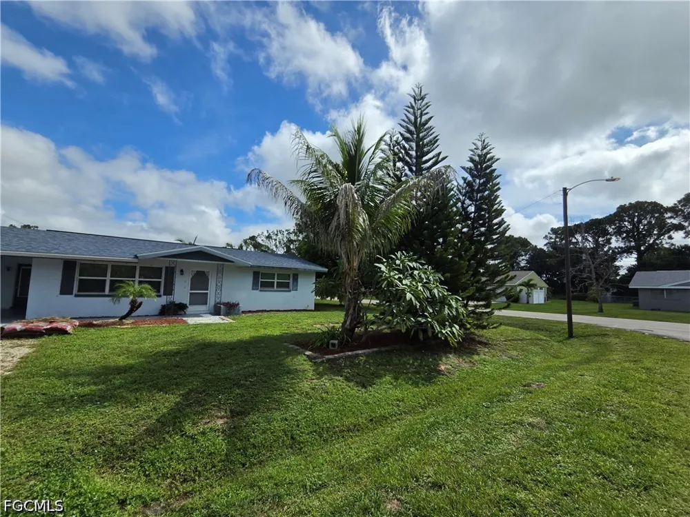 Chandler Avenue Fort Myers, FL 33907