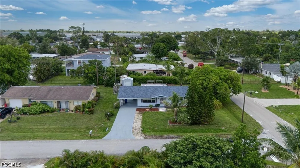 Chandler Avenue Fort Myers, FL 33907