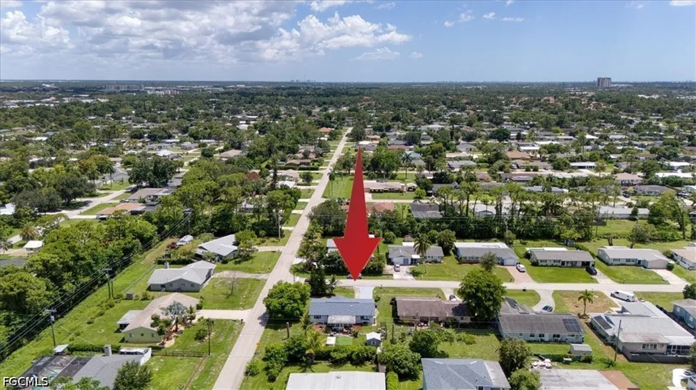 Chandler Avenue Fort Myers, FL 33907