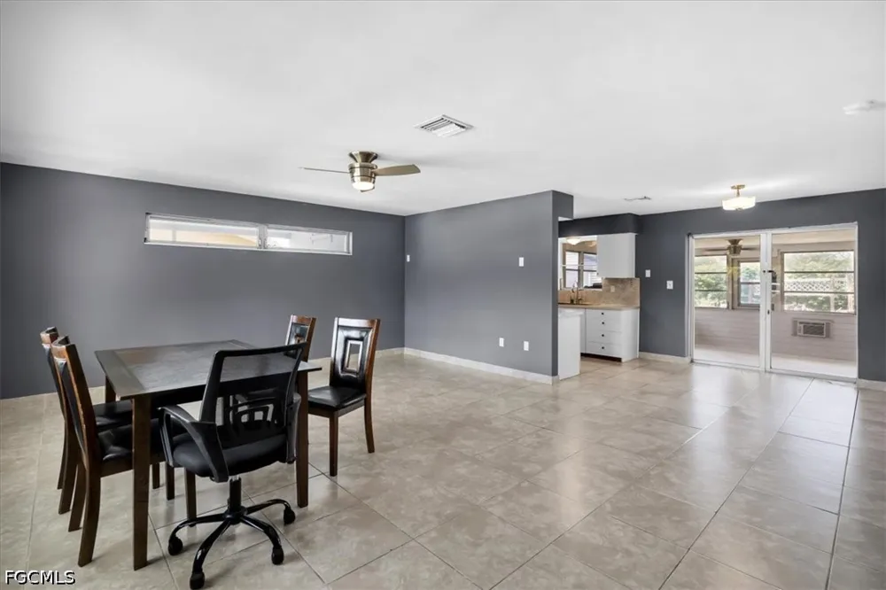 Chandler Avenue Fort Myers, FL 33907