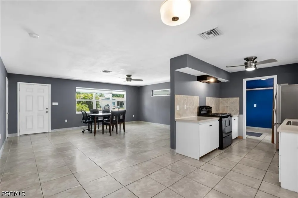 Chandler Avenue Fort Myers, FL 33907
