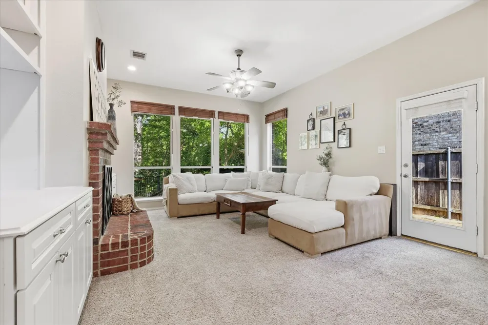 1621 Nicole Lane Garland, TX 75040