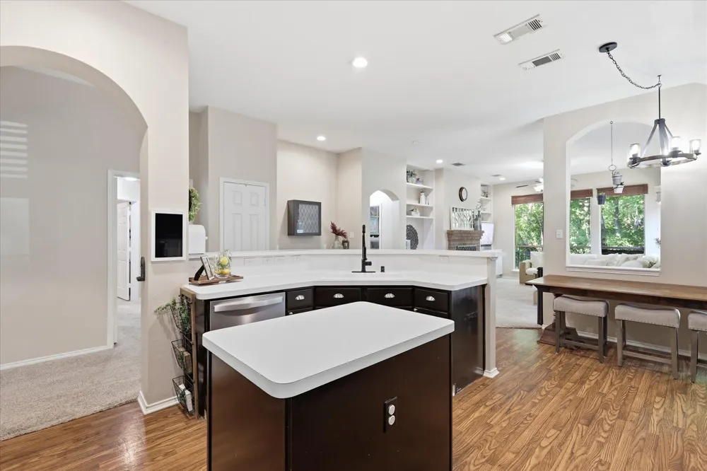 1621 Nicole Lane Garland, TX 75040