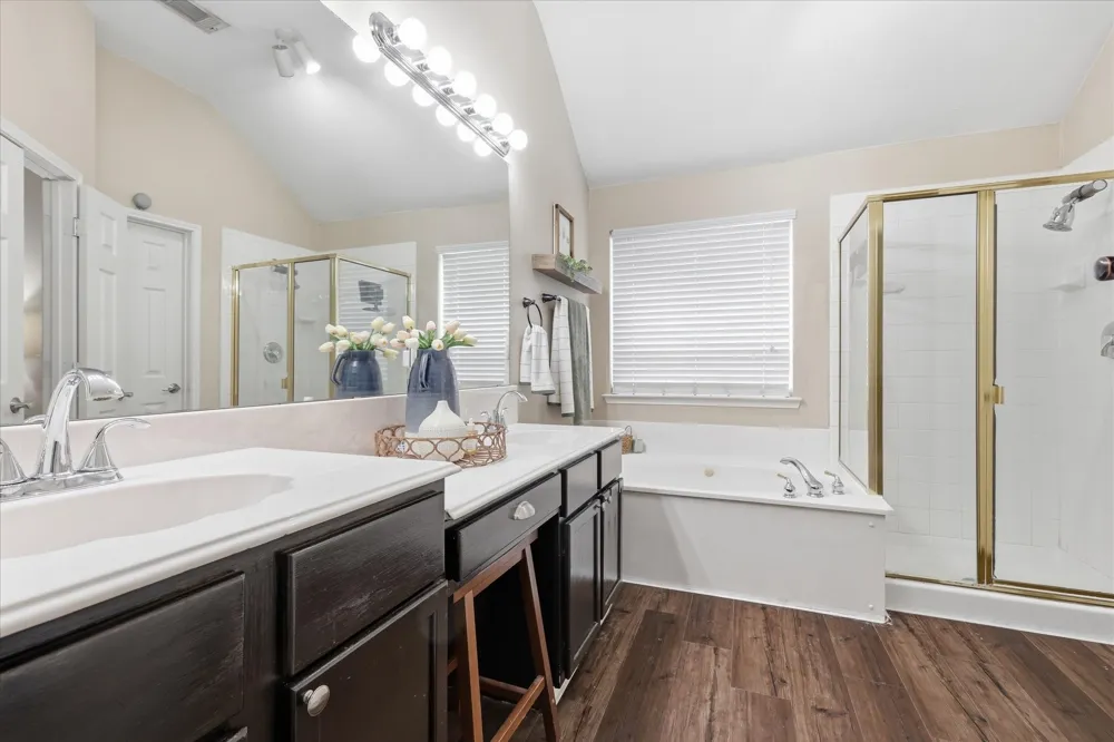 1621 Nicole Lane Garland, TX 75040