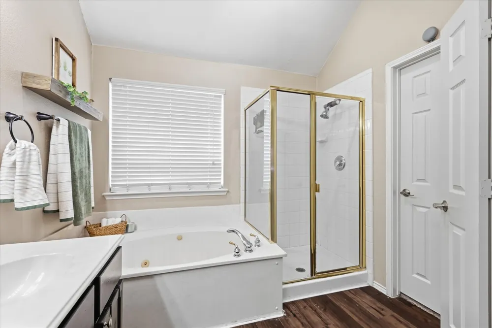1621 Nicole Lane Garland, TX 75040