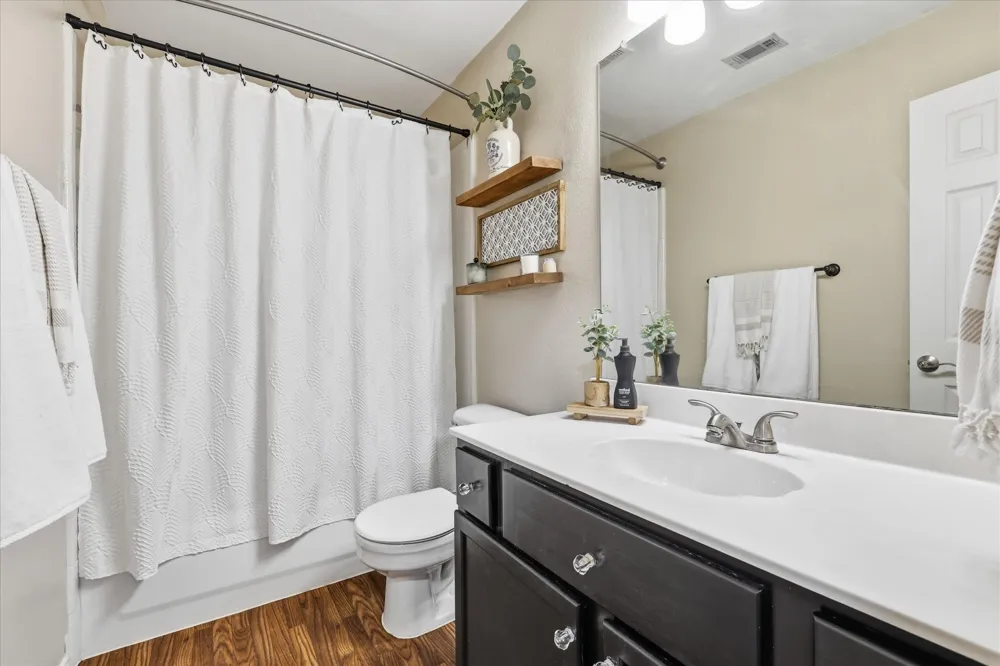 1621 Nicole Lane Garland, TX 75040