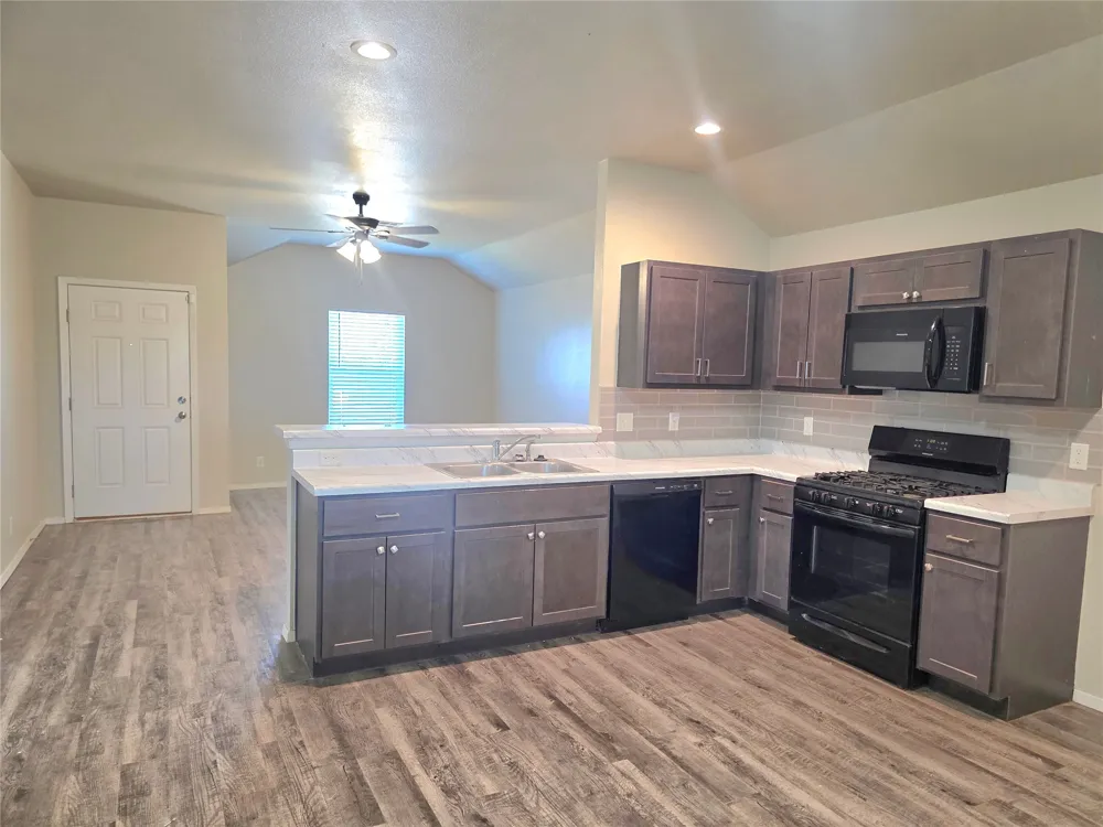 11331 S 240 AVENUE E Broken Arrow, OK 74014