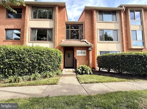 10200 BUSHMAN DRIVE #104