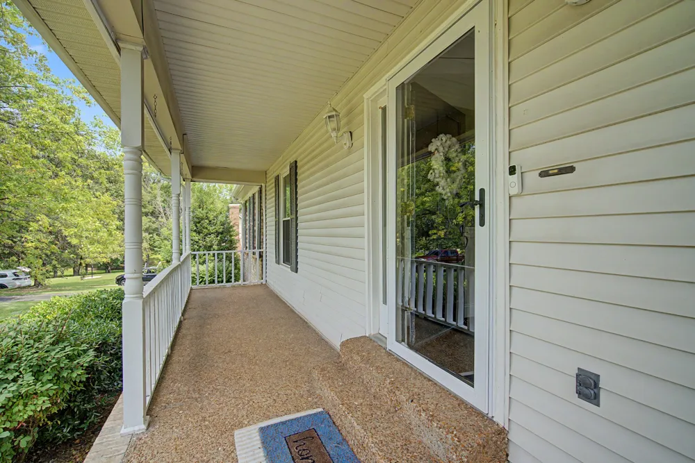 356 Lee Rd Cottontown, TN 37048