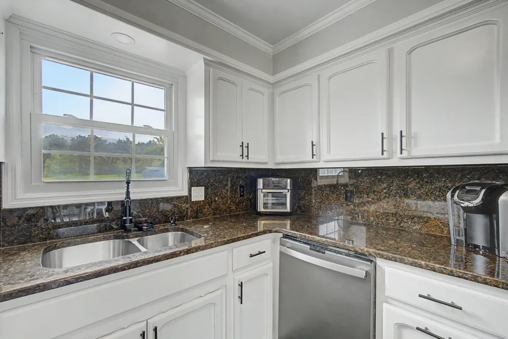 356 Lee Rd Cottontown, TN 37048