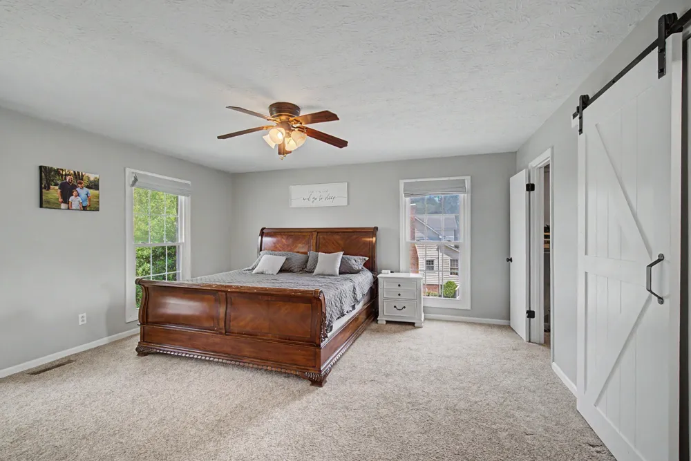 356 Lee Rd Cottontown, TN 37048