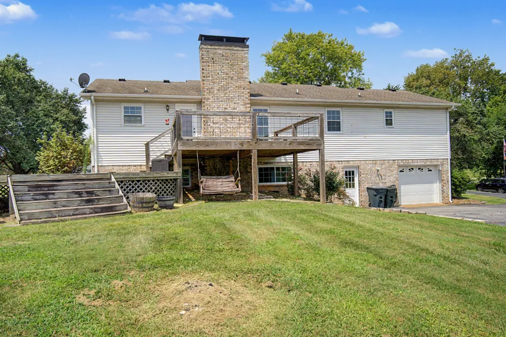 356 Lee Rd Cottontown, TN 37048