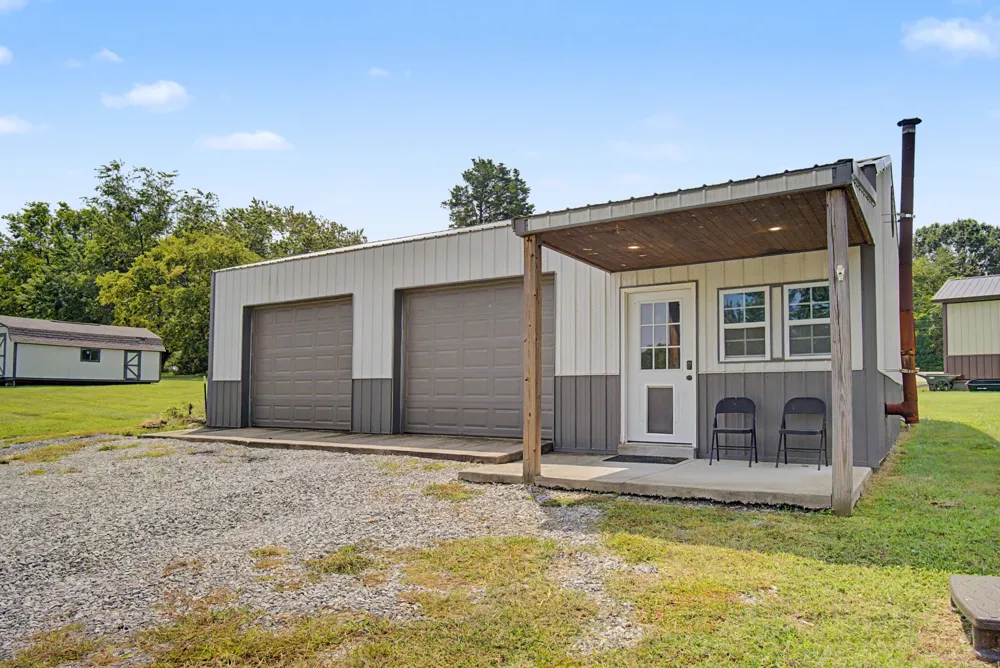 356 Lee Rd Cottontown, TN 37048