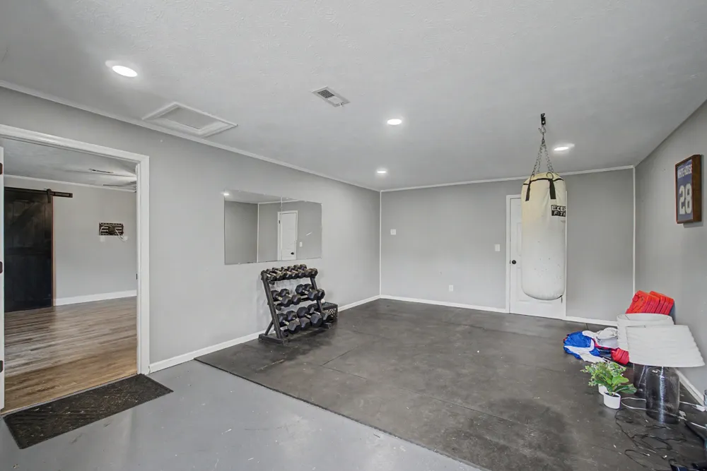 356 Lee Rd Cottontown, TN 37048