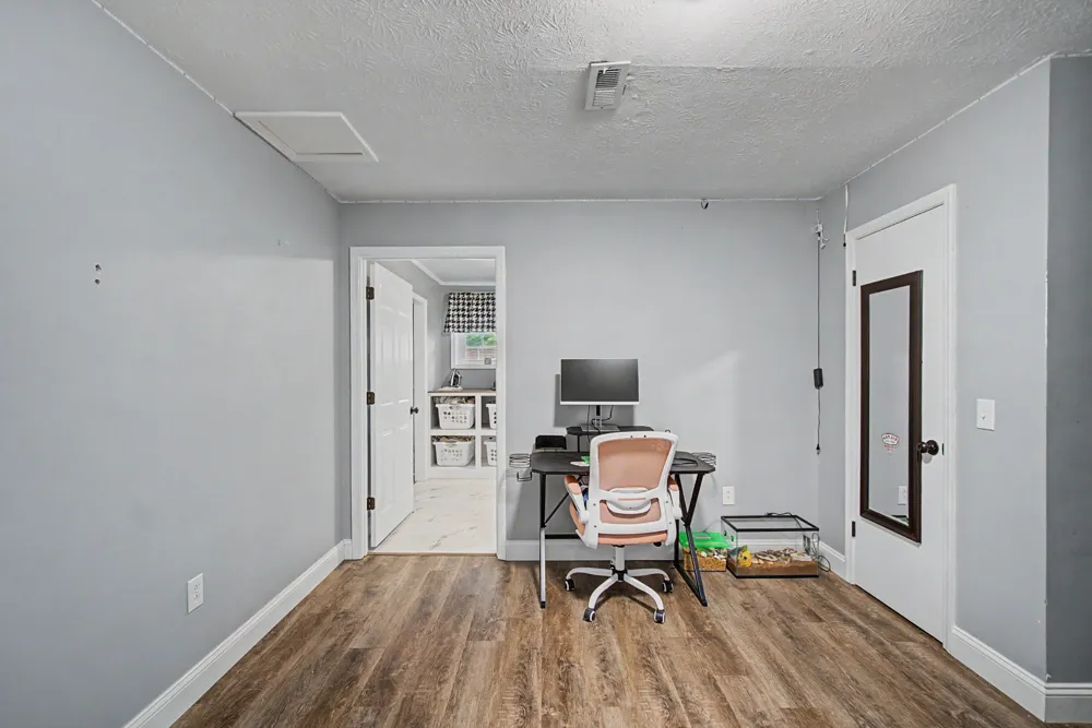 356 Lee Rd Cottontown, TN 37048