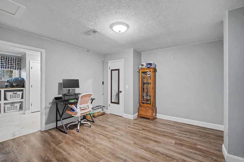 356 Lee Rd Cottontown, TN 37048