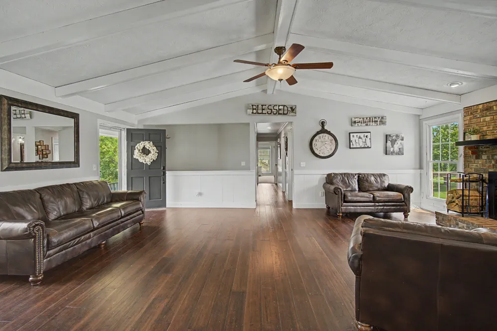 356 Lee Rd Cottontown, TN 37048
