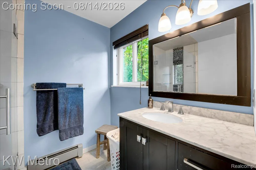 3050 Indian Lake Road Addison Township, MI 48370