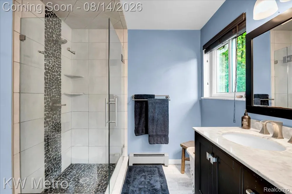 3050 Indian Lake Road Addison Township, MI 48370