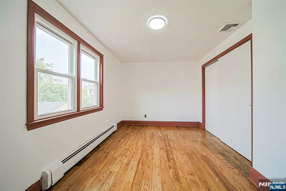 709 Kingsland Avenue Ridgefield, NJ 07657