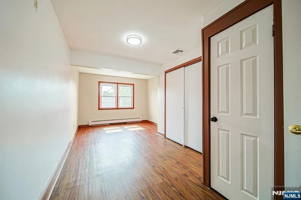 709 Kingsland Avenue Ridgefield, NJ 07657