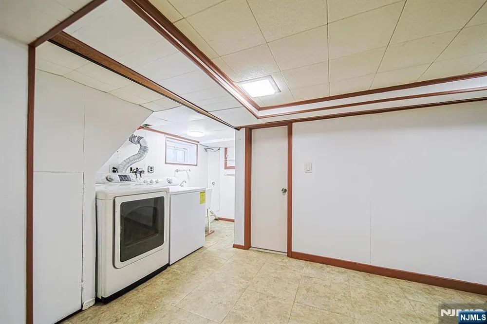709 Kingsland Avenue Ridgefield, NJ 07657