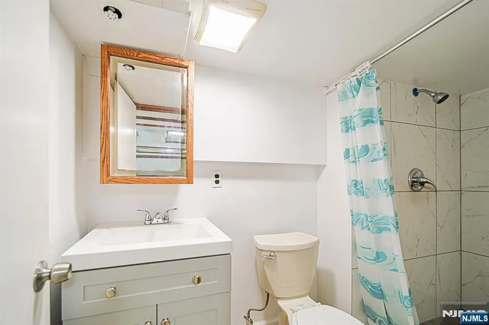 709 Kingsland Avenue Ridgefield, NJ 07657