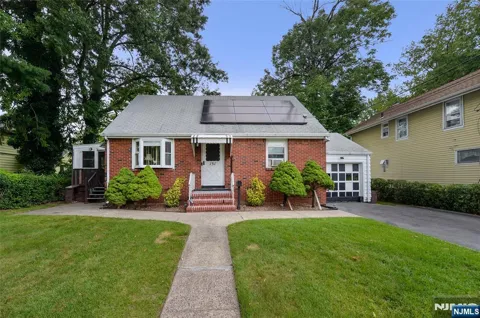 151 Hickory Avenue