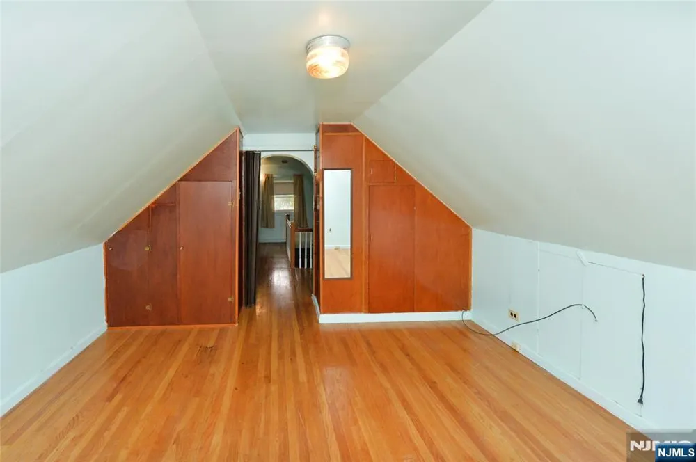 151 Hickory Avenue Bergenfield, NJ 07621