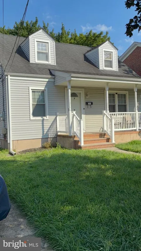 48 REDWOOD AVENUE