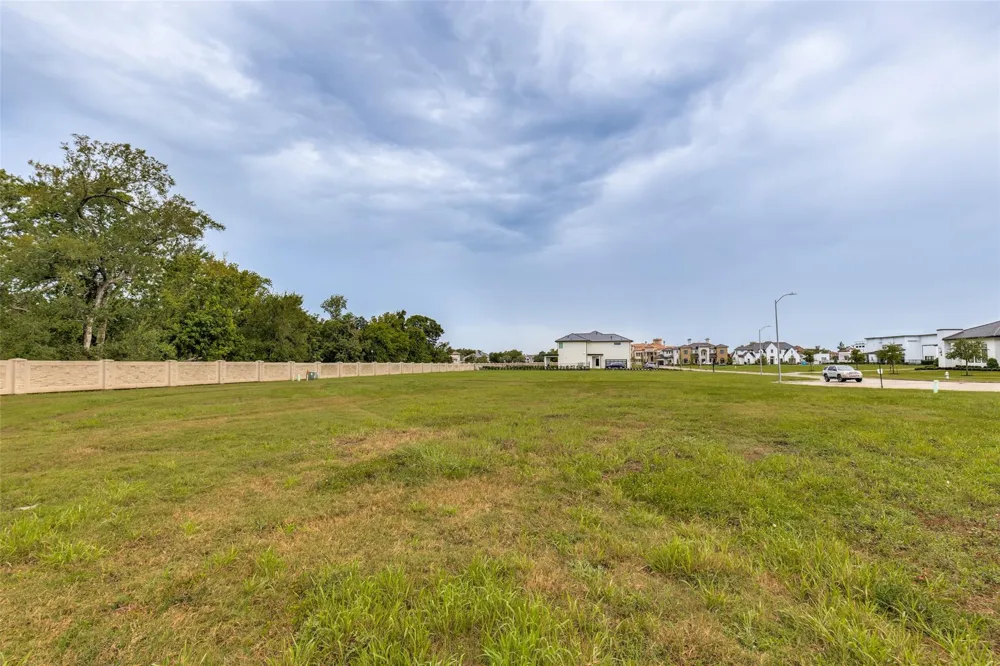 62 Alexandra Way Circle Richmond, TX 77469