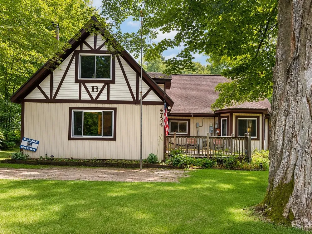 4724 E Shore Drive Coldsprings Township, MI 49646