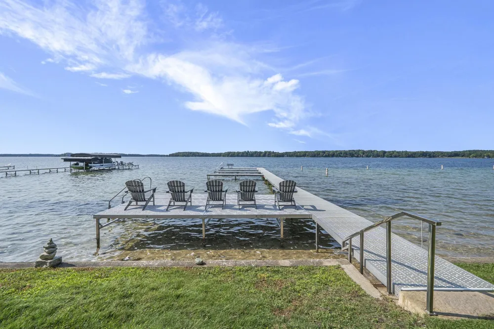 9321 Long Lake Road Long Lake Township, MI 49684