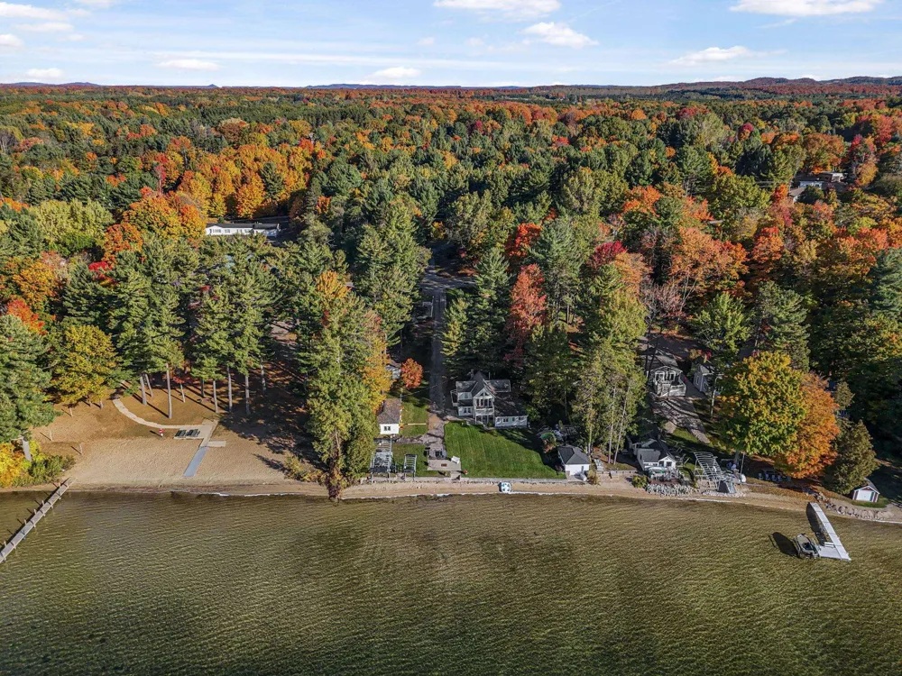 9321 Long Lake Road Long Lake Township, MI 49684