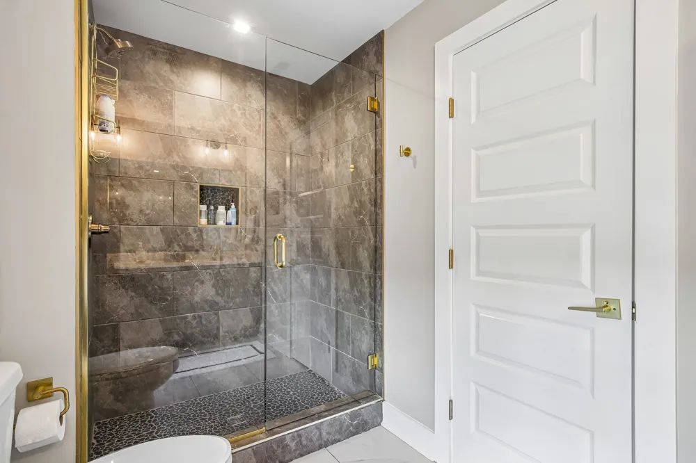 2033 Blackstone Dr Hendersonville, TN 37075