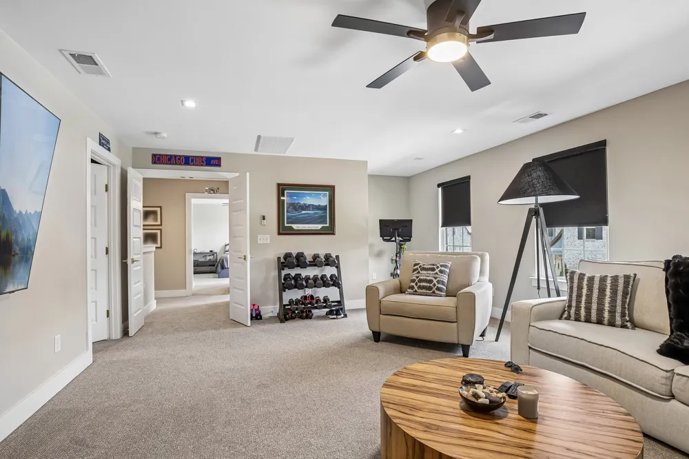 2033 Blackstone Dr Hendersonville, TN 37075