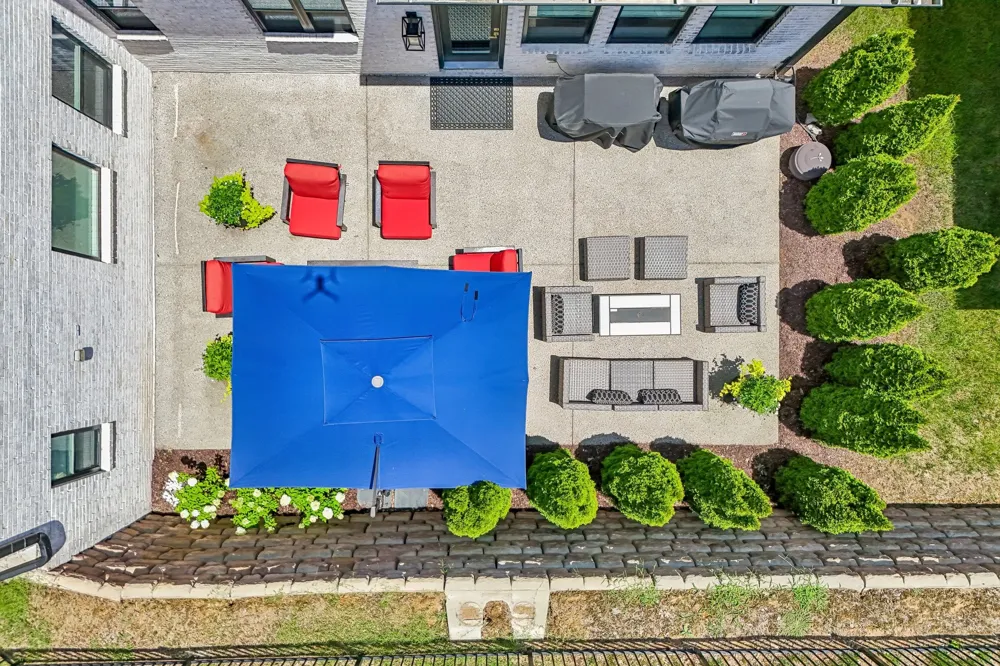 2033 Blackstone Dr Hendersonville, TN 37075