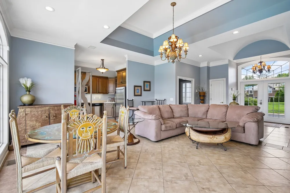 2033 Blackstone Dr Hendersonville, TN 37075