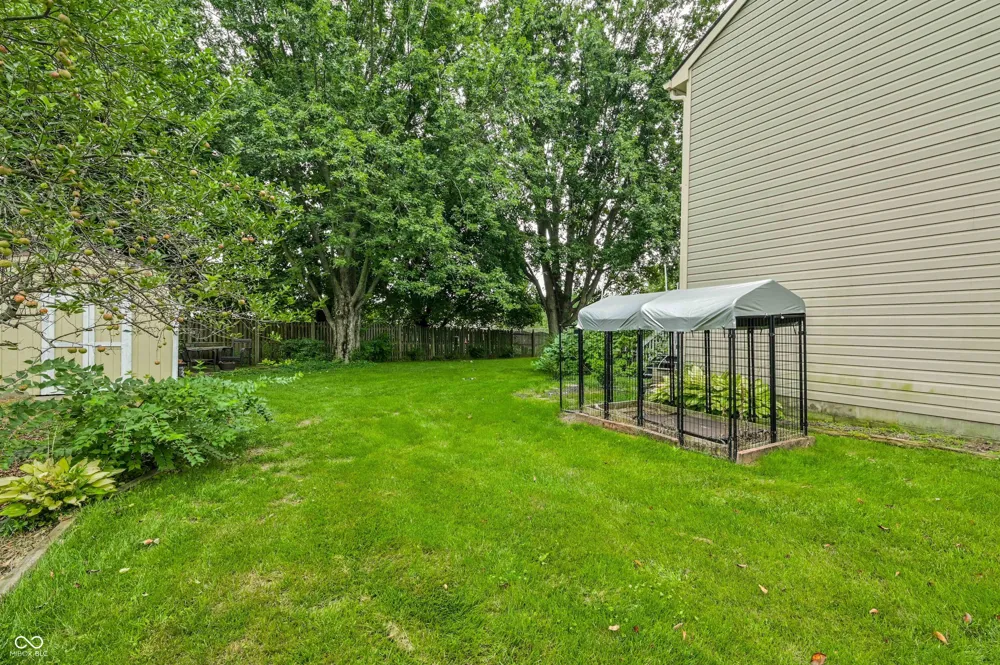 909 Farmview Lane Carmel, IN 46032