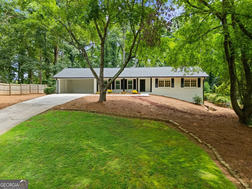1415 Driftwood CT Roswell, GA 30075