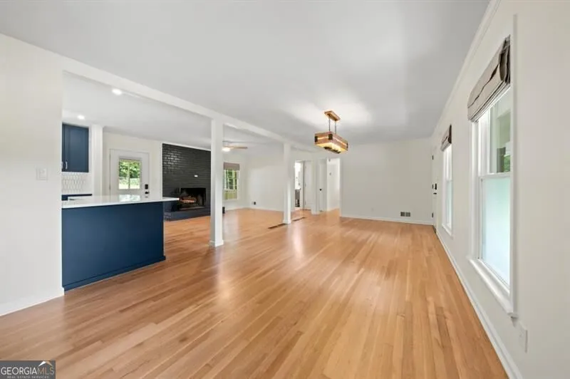 1415 Driftwood CT Roswell, GA 30075
