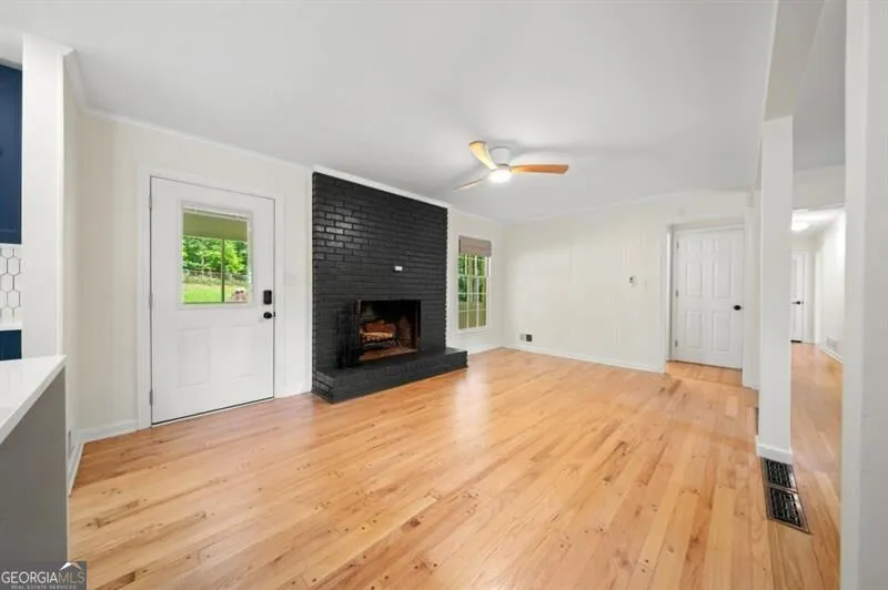 1415 Driftwood CT Roswell, GA 30075