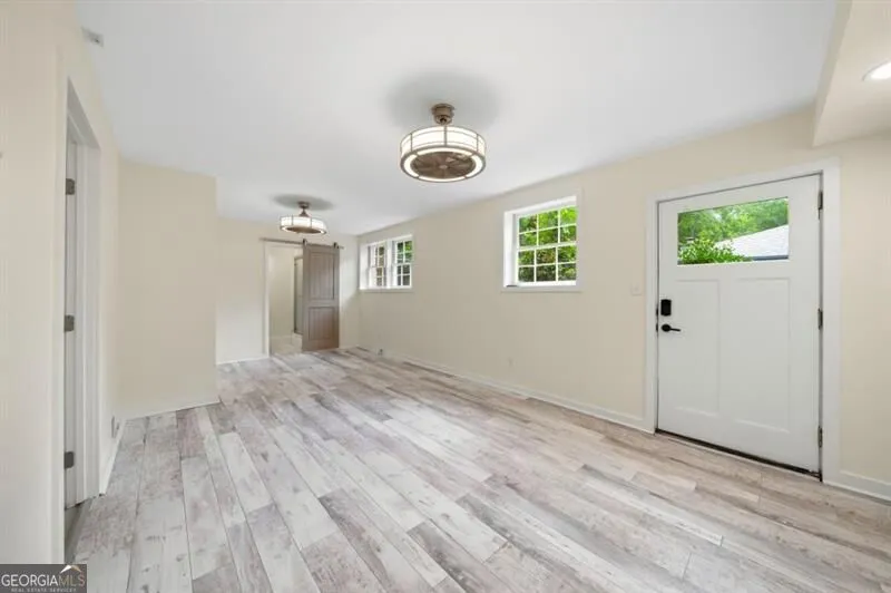 1415 Driftwood CT Roswell, GA 30075