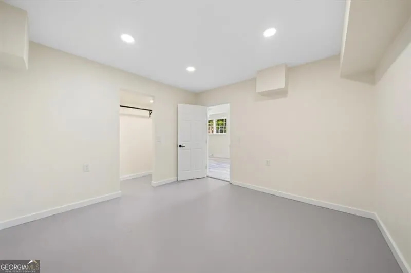 1415 Driftwood CT Roswell, GA 30075
