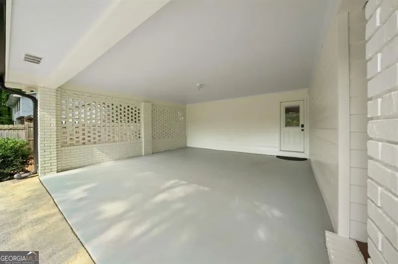 1415 Driftwood CT Roswell, GA 30075