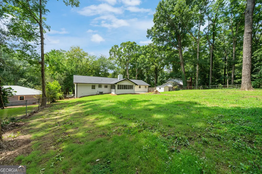 1415 Driftwood CT Roswell, GA 30075