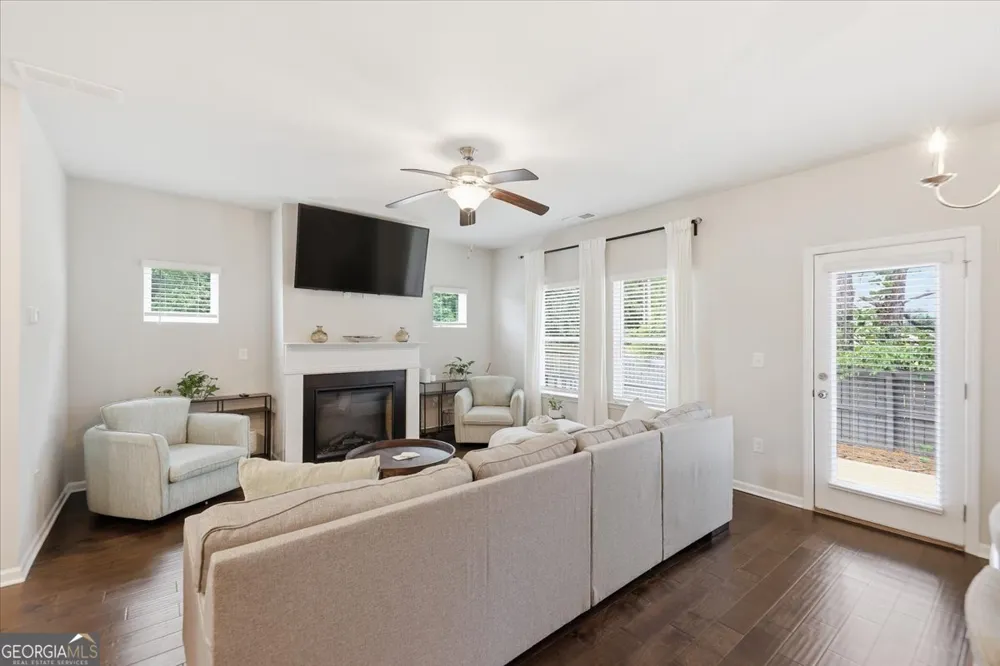 2242 Justify LN Lithonia, GA 30058